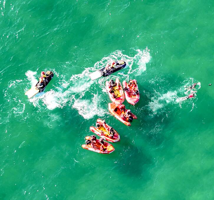Gav's ashes are released off north Tuncurry breakwall. Picture supplied.