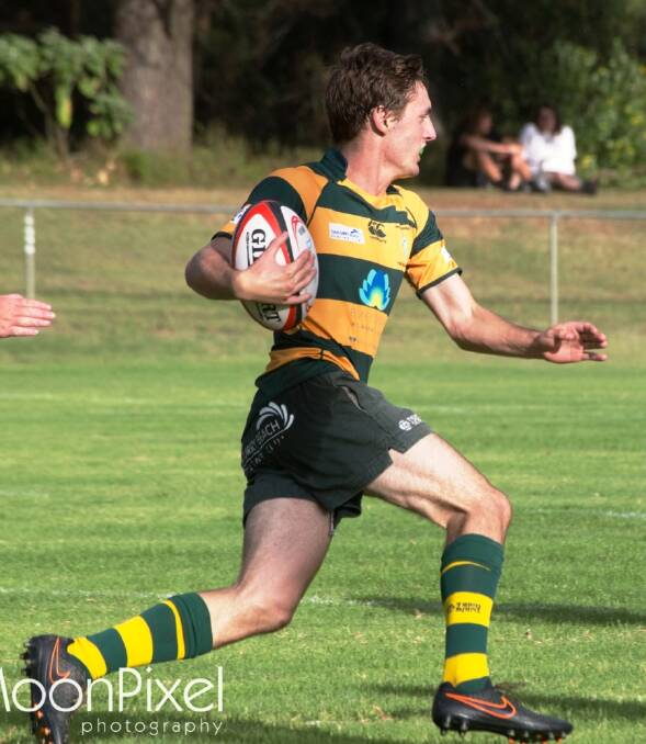 Jack Nicholson, Forster Tuncurry Dolphins winger.